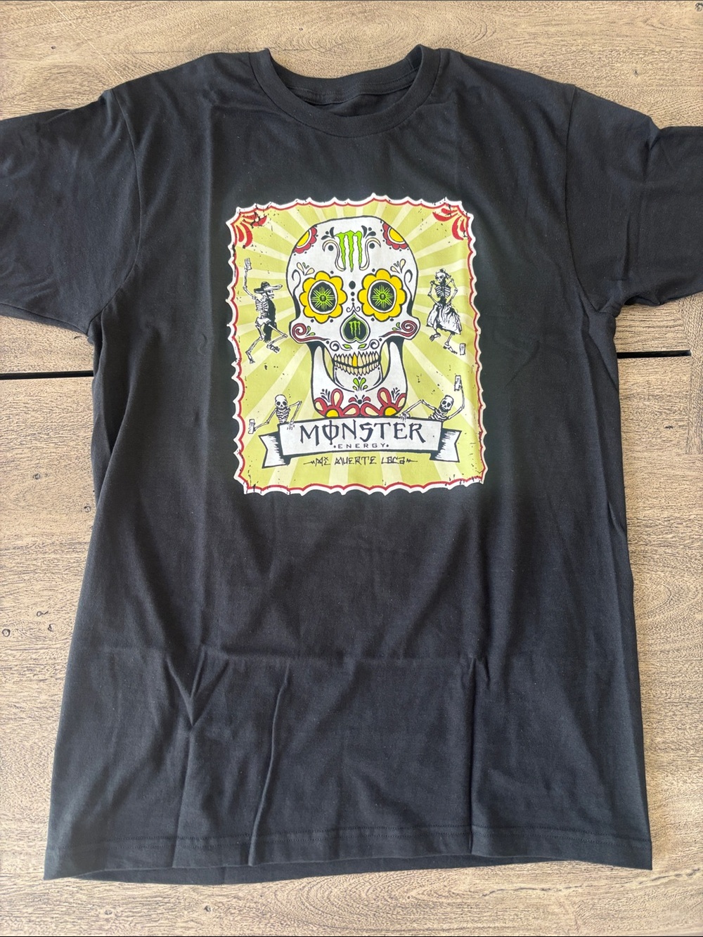 Limited edition! NWT Monster Energy Sugar Skull Tshirt